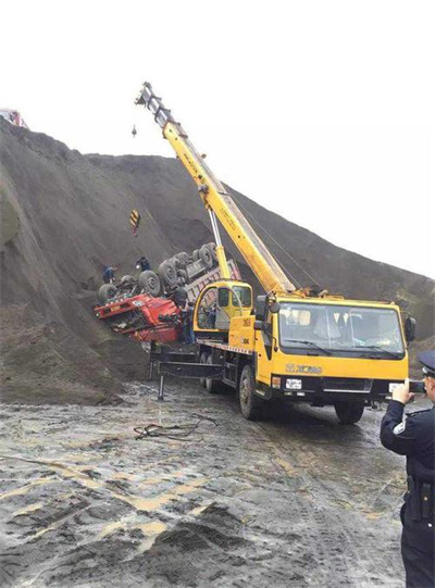 美姑上犹道路救援